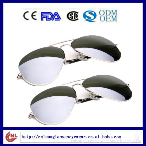 classic aviator style sunglasses with grey mirror lens